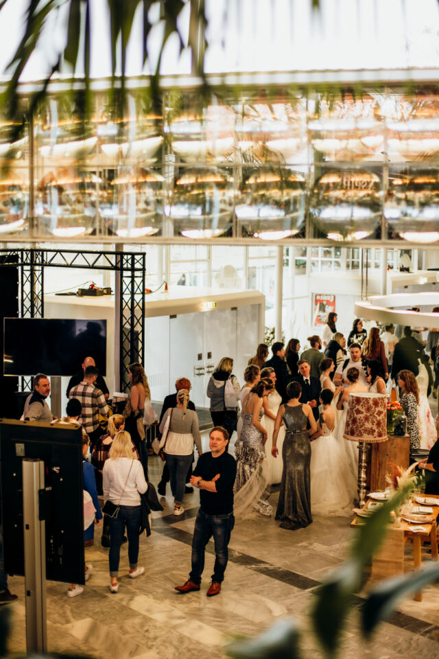 THROWBACK Sindelfingen ✨⁣​​​​​​​​​​​​​​​​​​​​​​​​​​​. ​​​​​​ 
. 
📷 @alisiasinawagner
. 
. 
. 
#hochzeitsmesse #hochzeitsmessen #lovebeehochzeitsmesse #hochzeitsmessecalw #hochzeitsmesseradolfzell #hochzeitsmessebodensee #hochzeitsmesseesslingen #hochzeitsmessestuttgart #hochzeitsmesseaugsburg #hochzeit2023 #hochzeit2024 #hochzeitsdienstleister