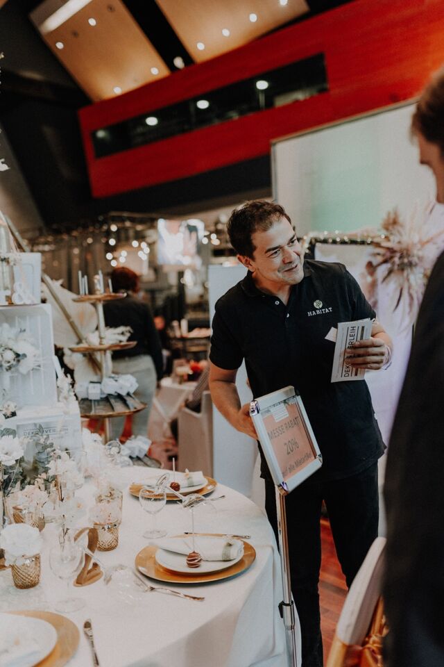 THROWBACK lovebee Esslingen ✨⁣​​​​​​​​​​​​​​​​​​​​​​​​​​​ ⁣So schön war’s! ⁣⁣. ​​​​​​
. 
📷 @wagnerunternehmensfotografie 
. 
. 
. 
#lovebeehochzeitsmessen #hochzeitsmesse #hochzeitsmessen #lovebeehochzeitsmesse  #hochzeitsmesseesslingen #hochzeitsmessestuttgart  #hochzeit2023 #hochzeit2024 #hochzeit2025 #hochzeitsdienstleister #verlobt #hochzeitsplanung
