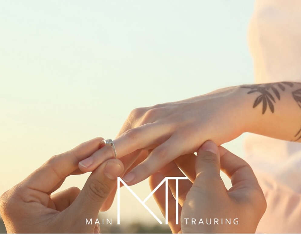 stream photo bd47a9e2 7a86e976284e3b278289ce07dcfb10ce332da2ab - lovebee - die fetzigen hochzeitsmessen