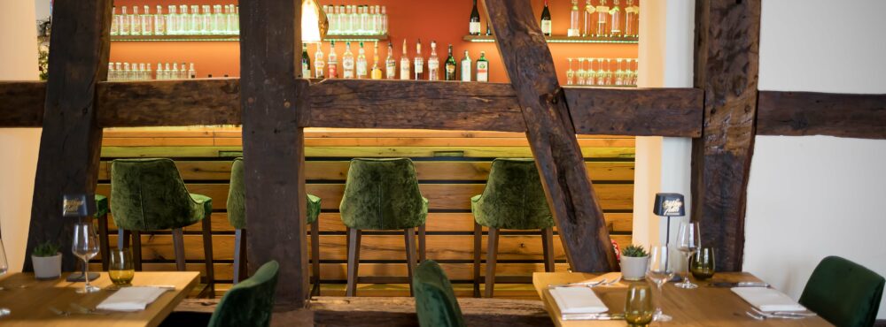 reservierung@adler-kronberg.net