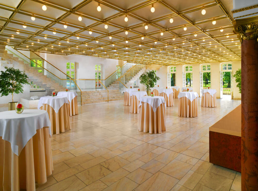 stream photo 520aea92 1190035a8aa4c67cfaae78201273bd2473c4712c - lovebee - die fetzigen hochzeitsmessen