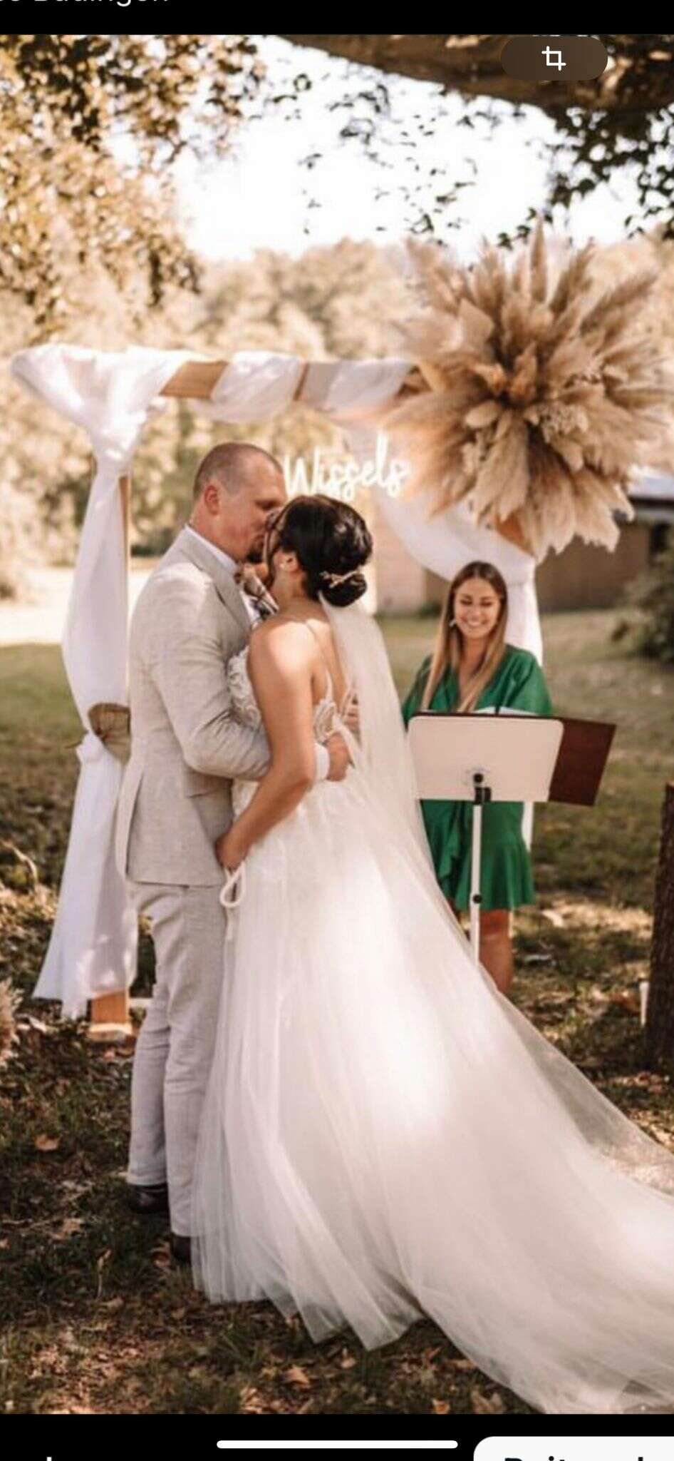 stream photo 5b428a80 5e14e6b588e60397e59c4ae538bcfe40c64d801f - lovebee - die fetzigen hochzeitsmessen