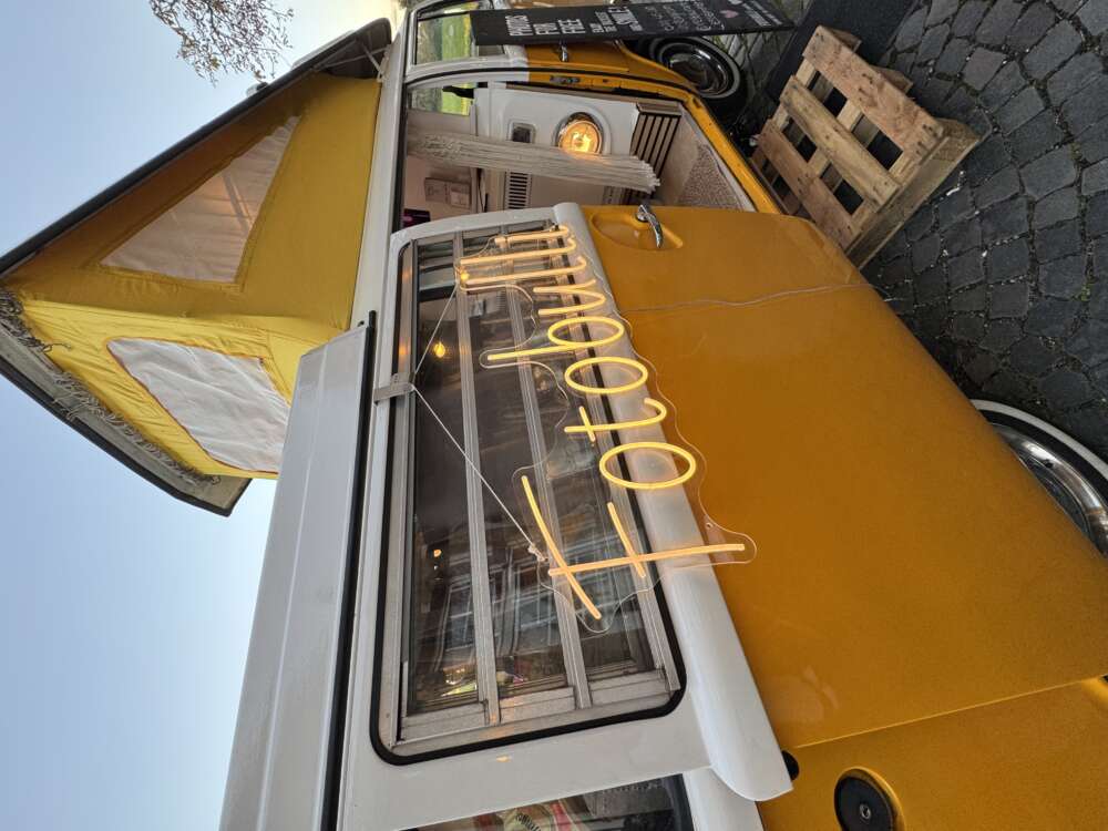 stream photo 5a064c50 0f9a36d15a55ba4dbda302141b1c0b173795f3bd - lovebee - die fetzigen hochzeitsmessen