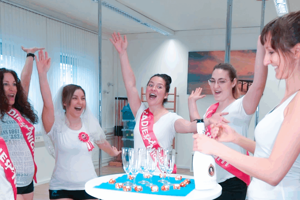 stream photo 340531a4 ce4b7ebd7d27b65b7b973734af3cd8239e1d48ed - lovebee - die fetzigen hochzeitsmessen