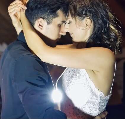 stream photo 340531a4 ed76d8bef1876b2c6a3ee7a98fc5dd8dd47d86e9 - lovebee - die fetzigen hochzeitsmessen