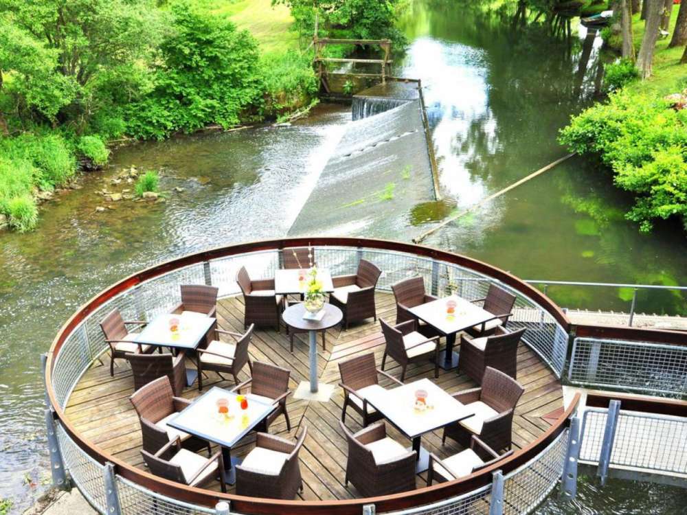 stream photo 3df838e5 d127ee5360ef7c66bef344c9d4470909f51f37f5 - lovebee - die fetzigen hochzeitsmessen