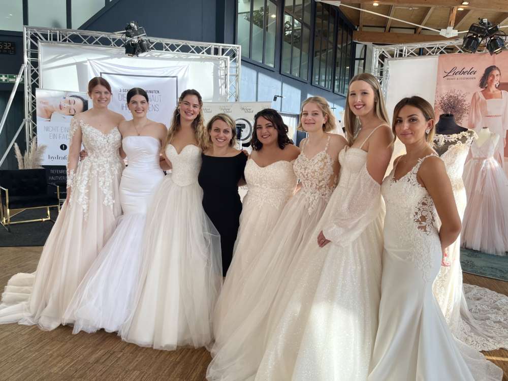 stream photo acc249d8 e09de7c606b16a6fc6ed920434d5605b5bd7aa63 - lovebee - die fetzigen hochzeitsmessen